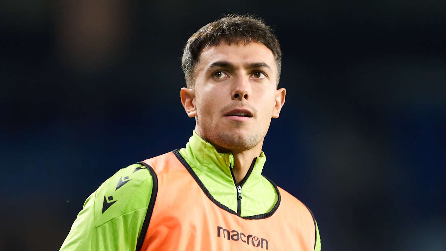 Arsenal, Man City & Liverpool dealt Martin Zubimendi transfer blow by Real Sociedad sporting director
