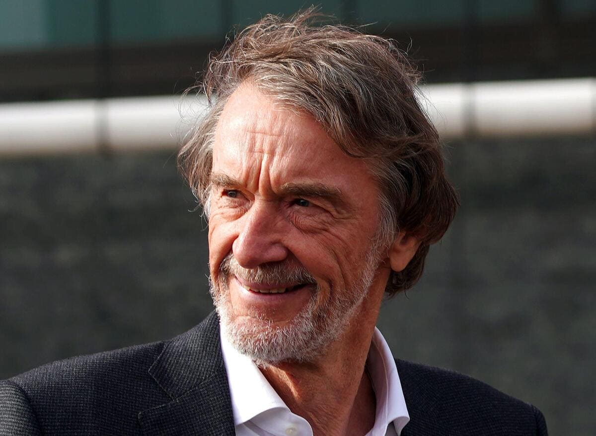 Ratcliffe labels Manchester United « mediocre » and hints at major changes to come